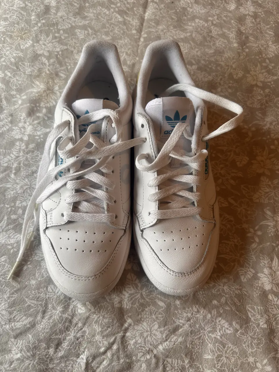 Zapatillas adidas - imagen 1