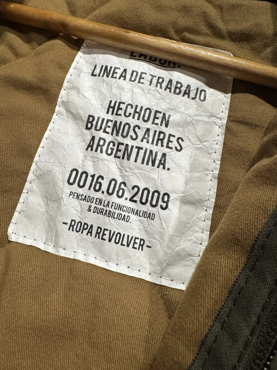 Campera REVOLVER miniatura 4