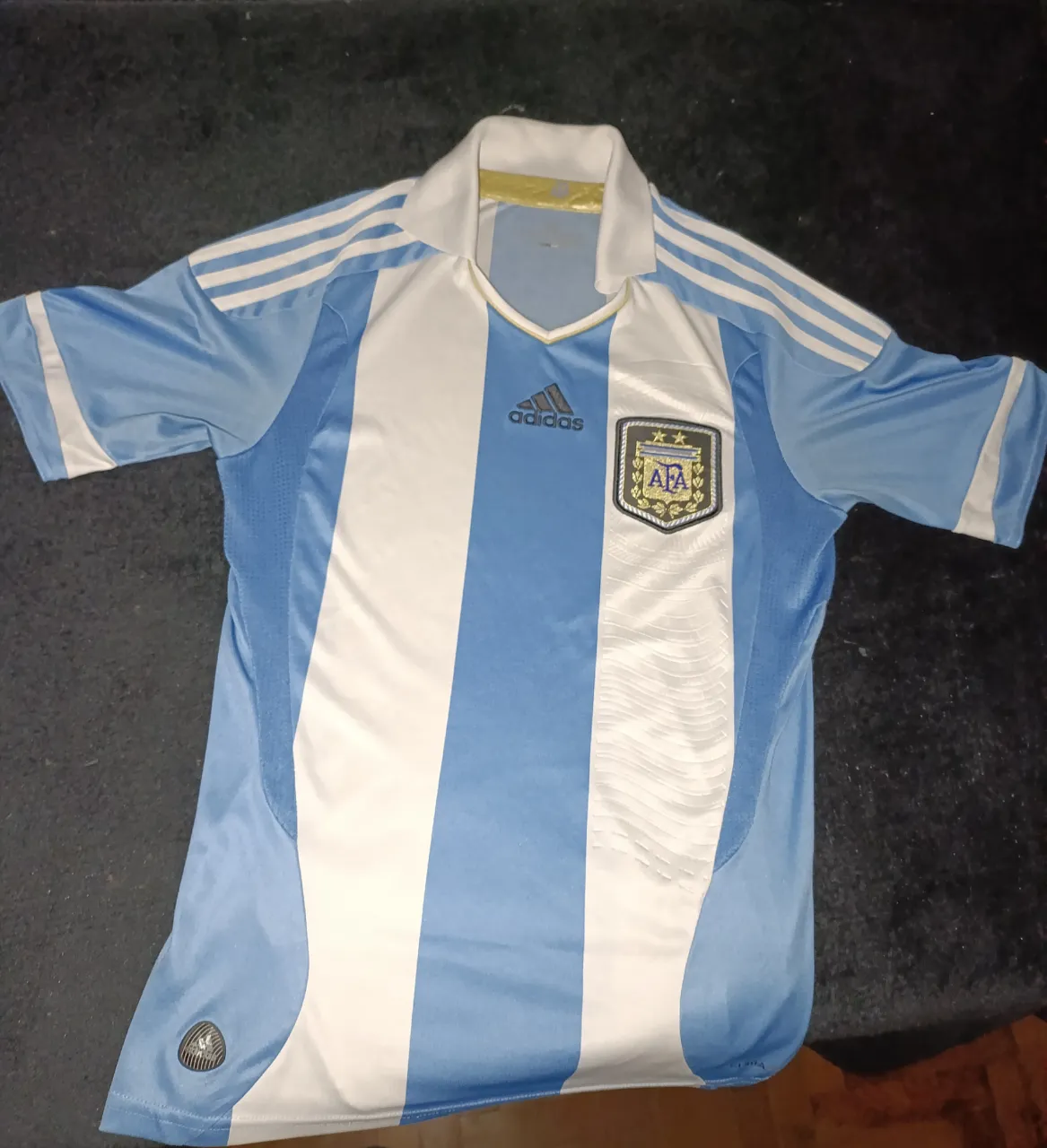 Camiseta adidas - imagen 1