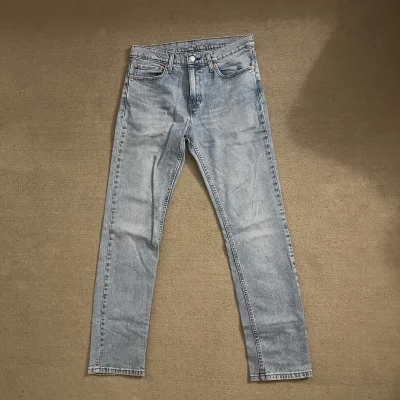 Levi's