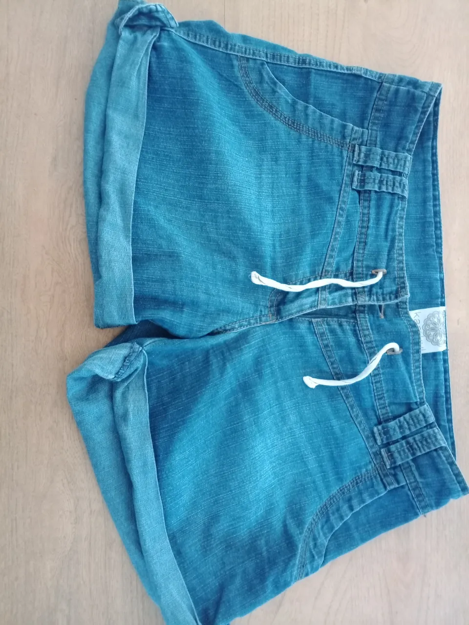 Short Kamkyl - imagen 1