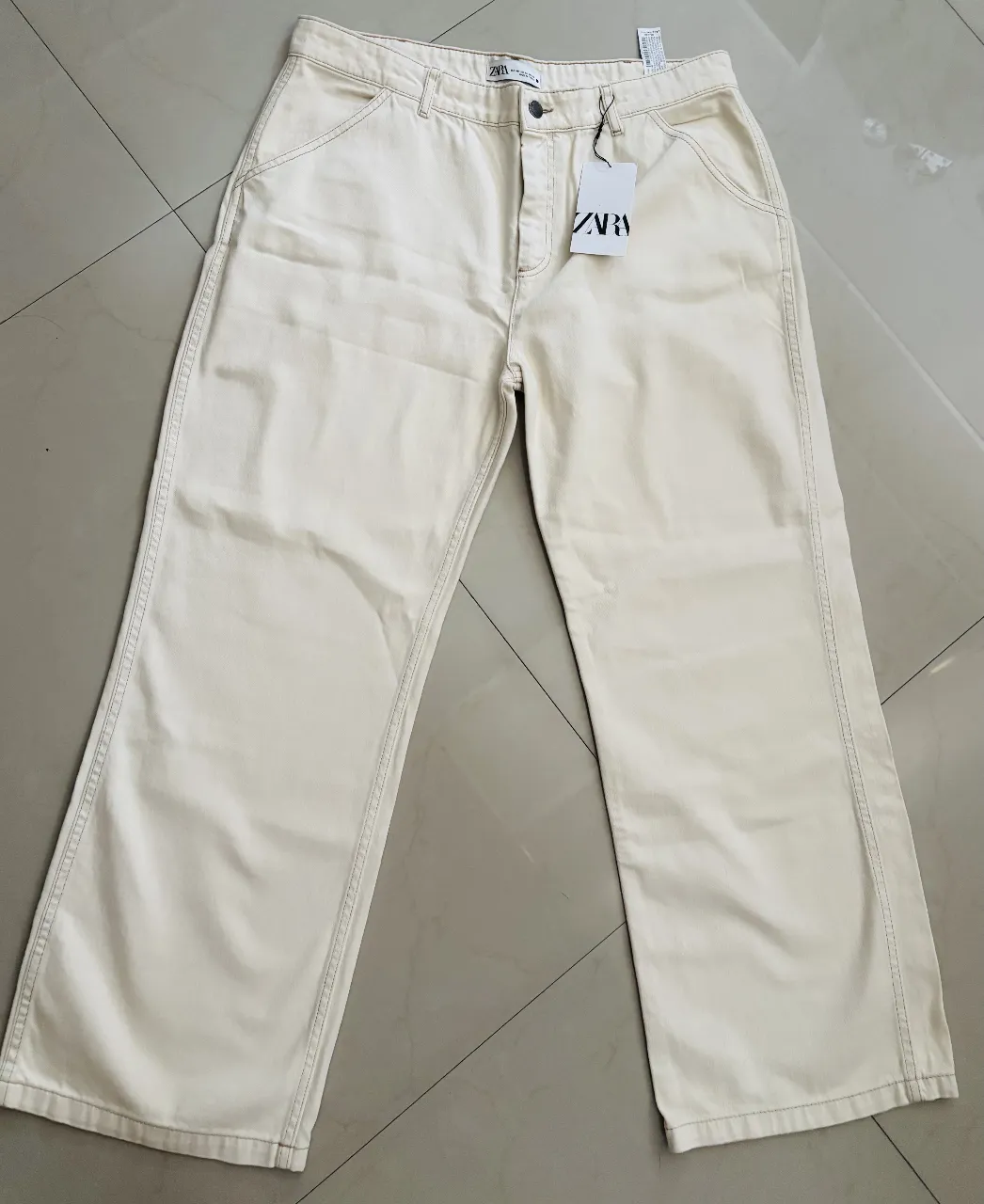 Pantalón  Zara
