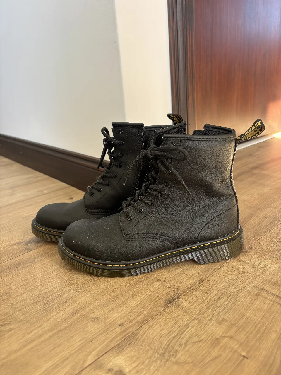 Borcegos Dr. Martens - imagen 1