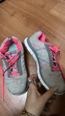 Skechers