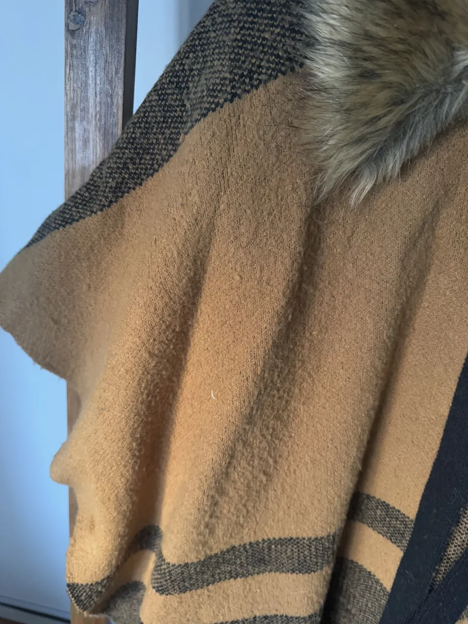 Poncho Forever 21 - imagen 2