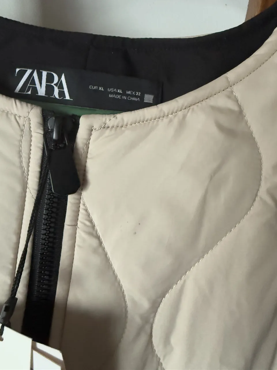 Campera Zara - Vista 3