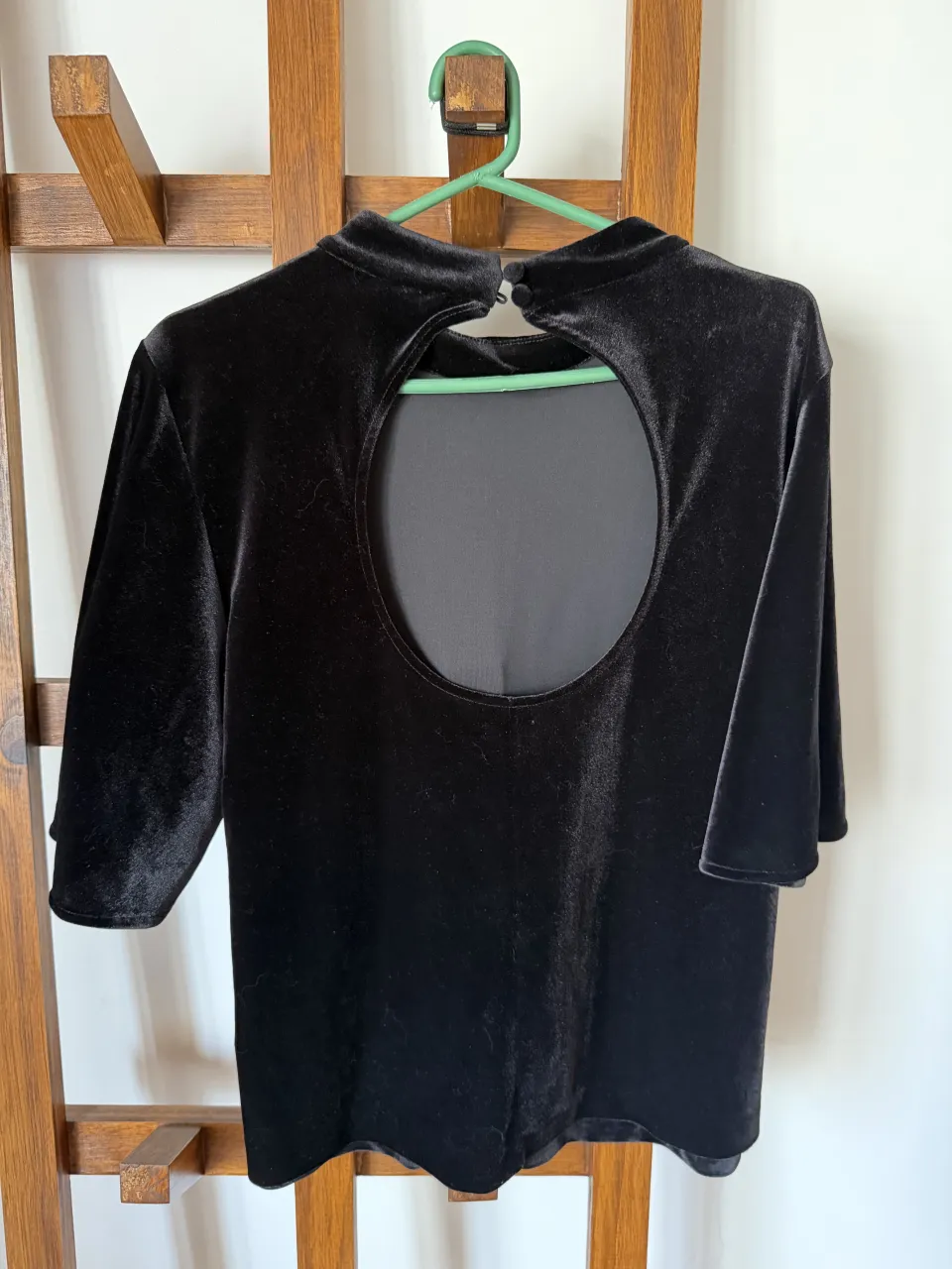 Remera H&M - Vista 3
