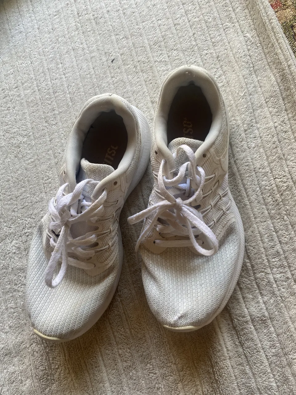 Zapatillas Adidas y nike - imagen 5