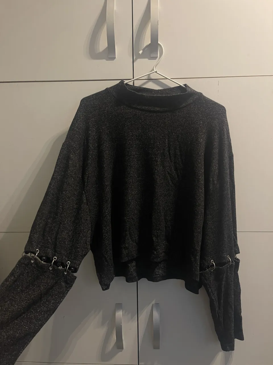 Buzo Bershka - imagen 1