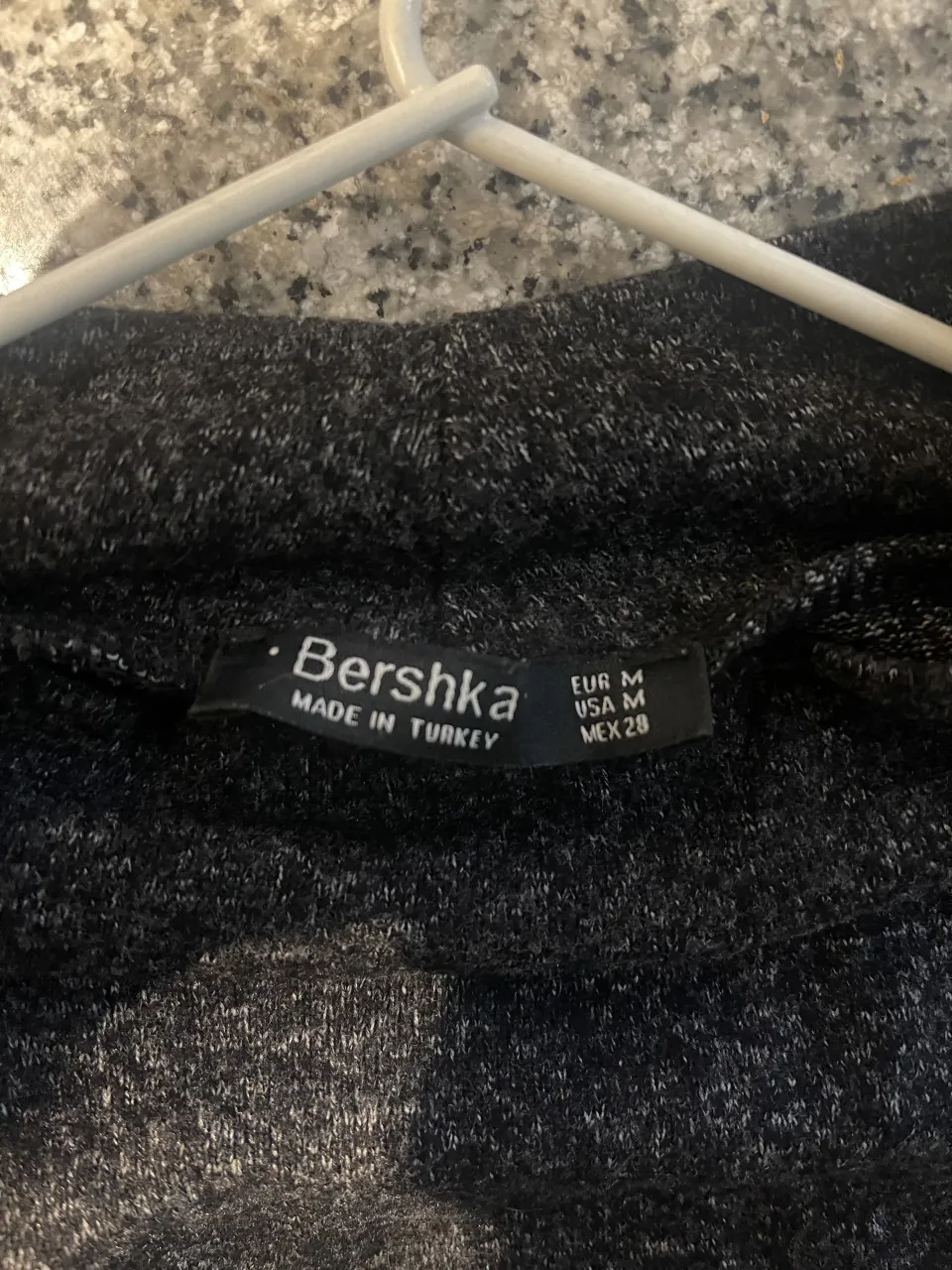 Buzo Bershka - imagen 2