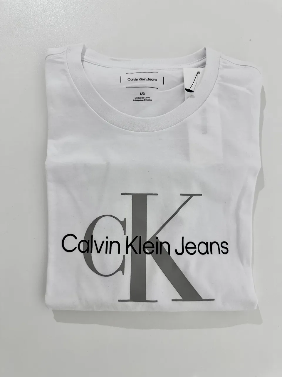 Remera Calvin Klein - imagen 1