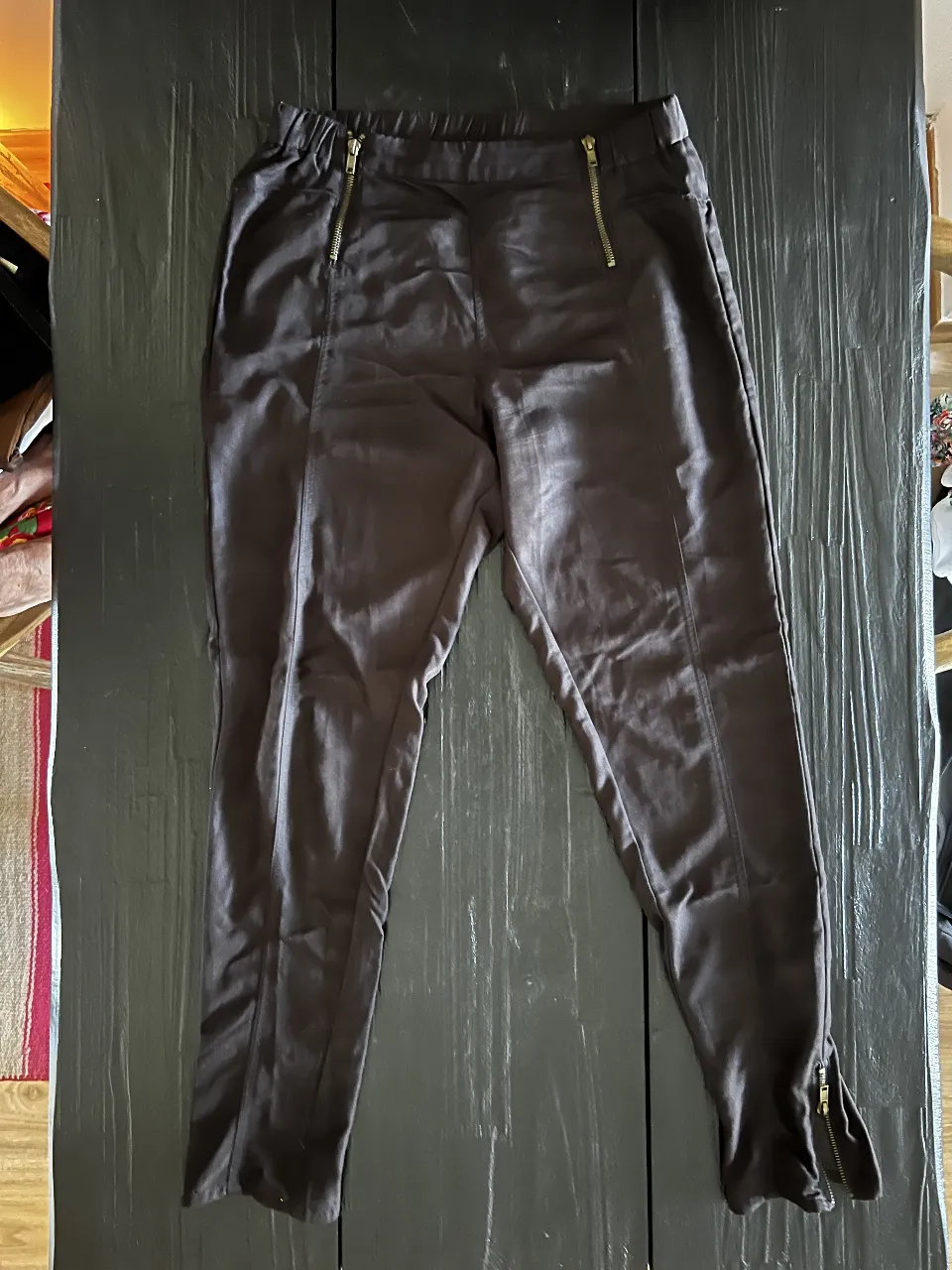 Pantalón Zara TRF - imagen 1