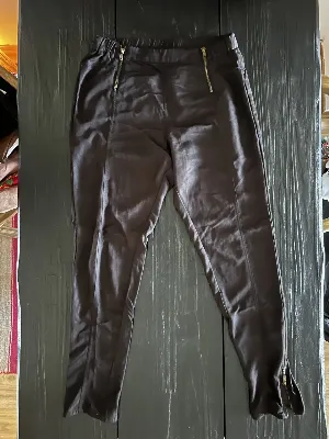 Zara TRF