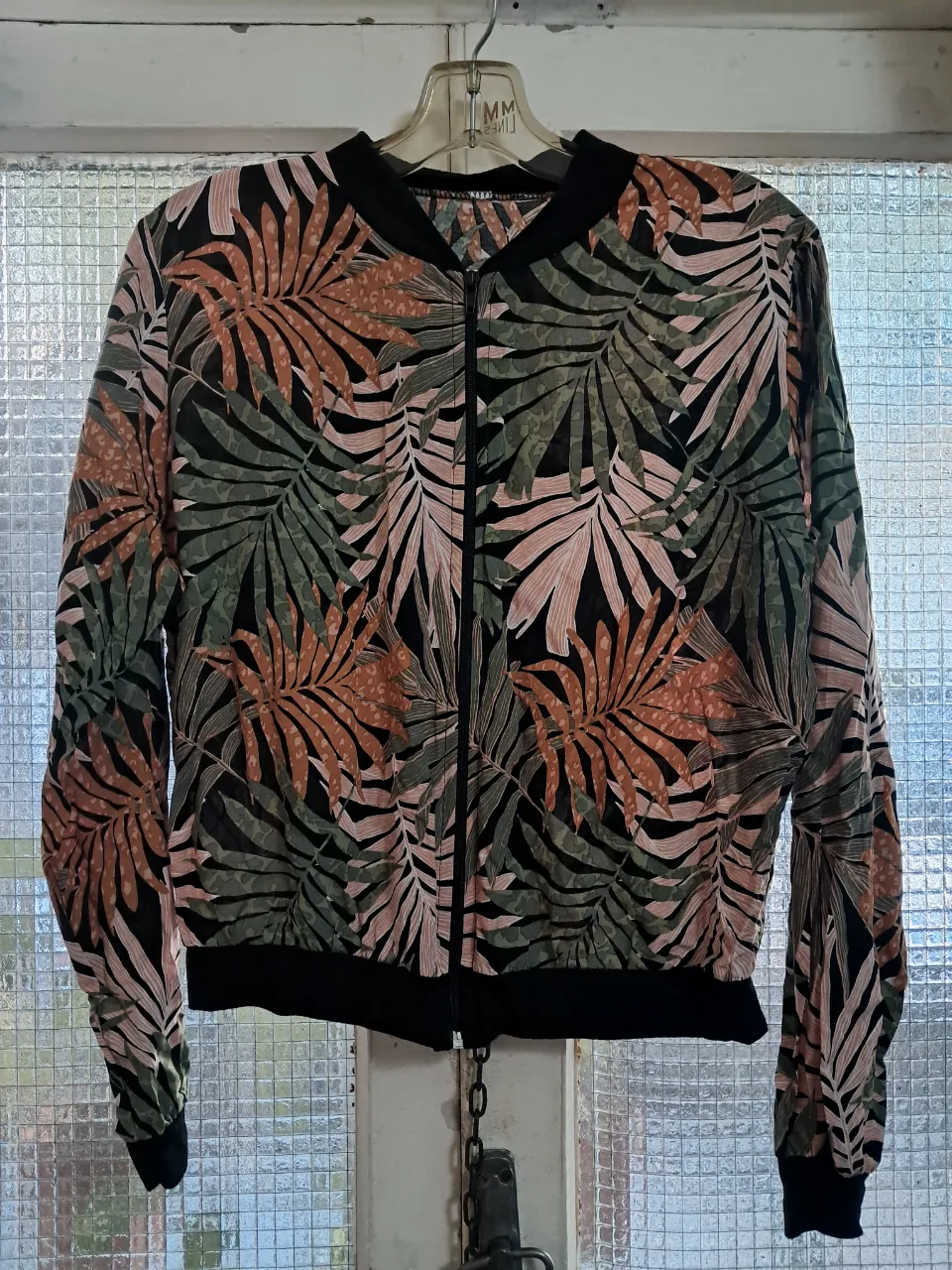 Campera A+ - imagen 1