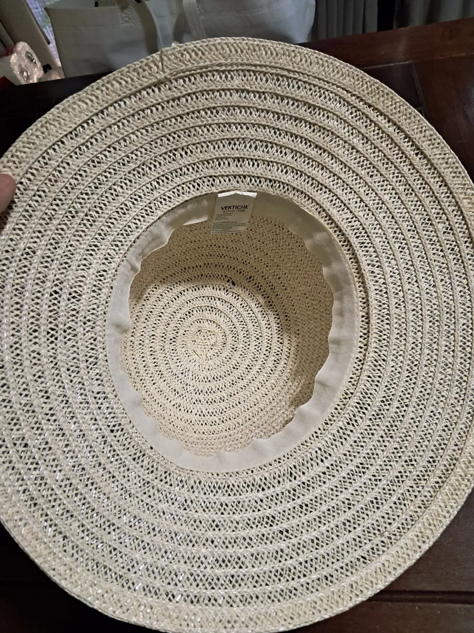 Sombrero A+ miniatura 2