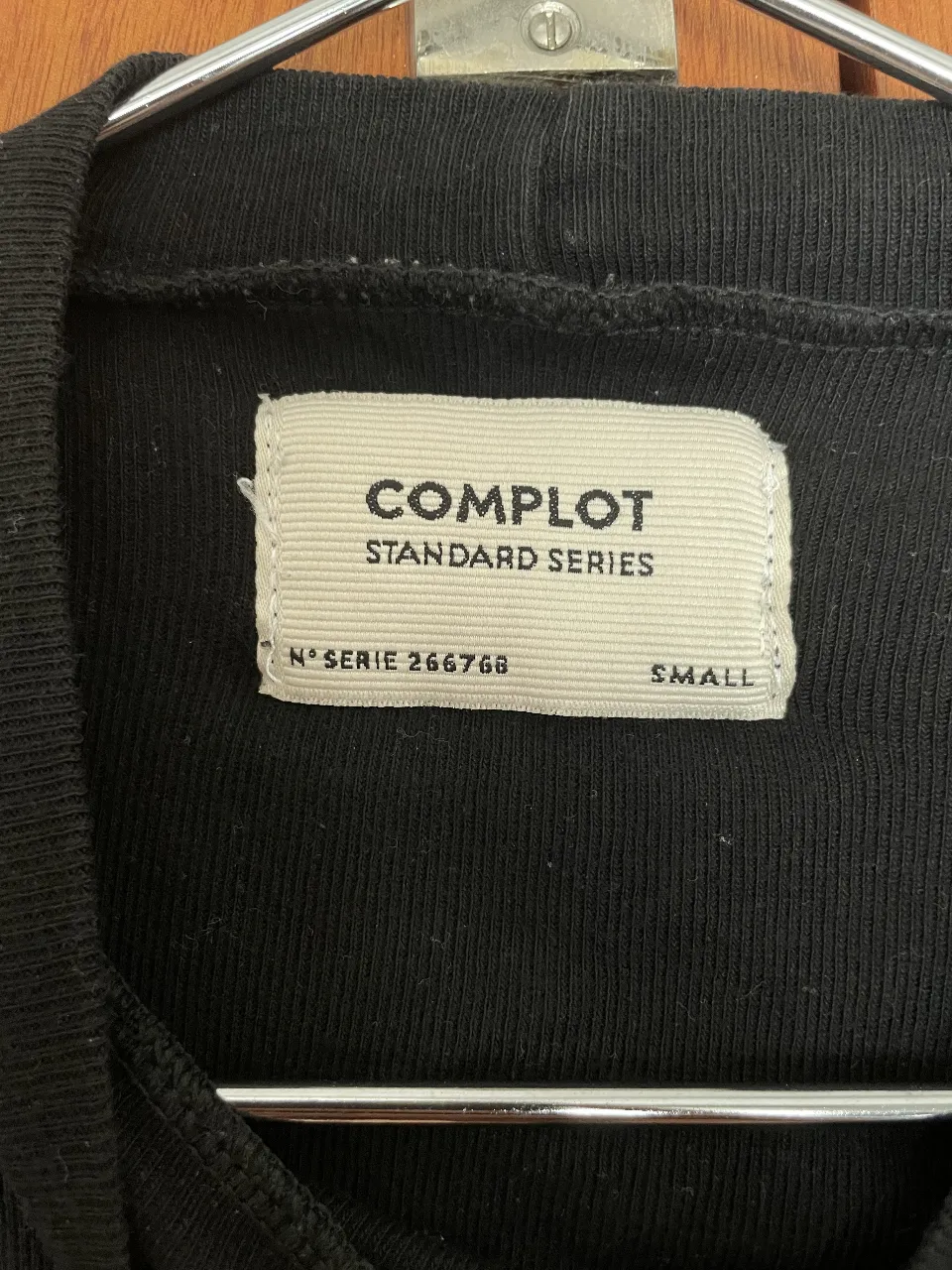 Remera Complot - imagen 2