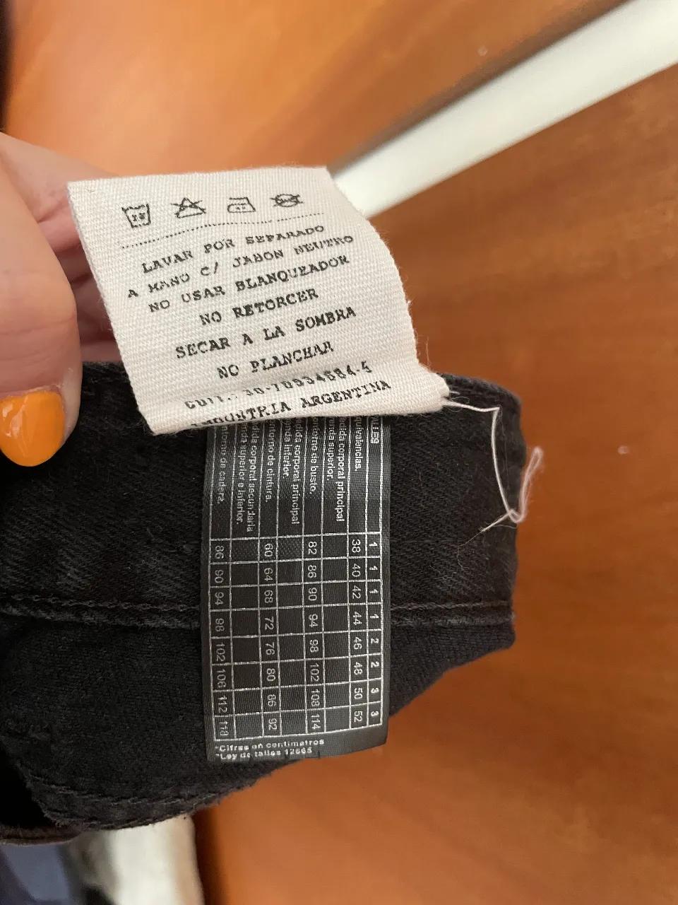 Short Delaostia - imagen 4