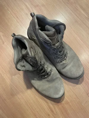 Hush Puppies