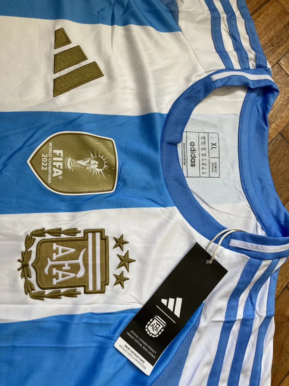 Camiseta adidas - Vista 2