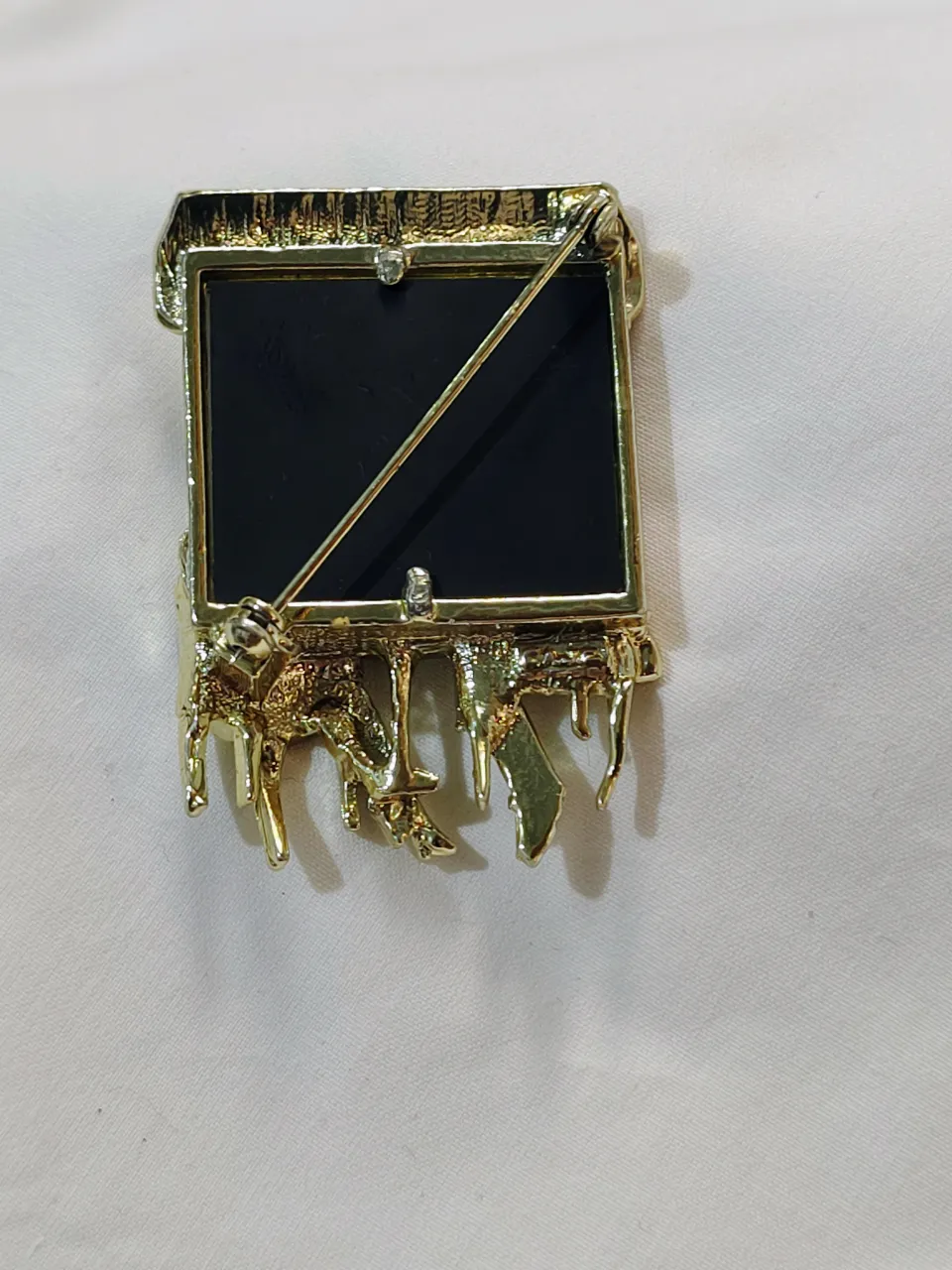 Broche Ajc - Vista 2