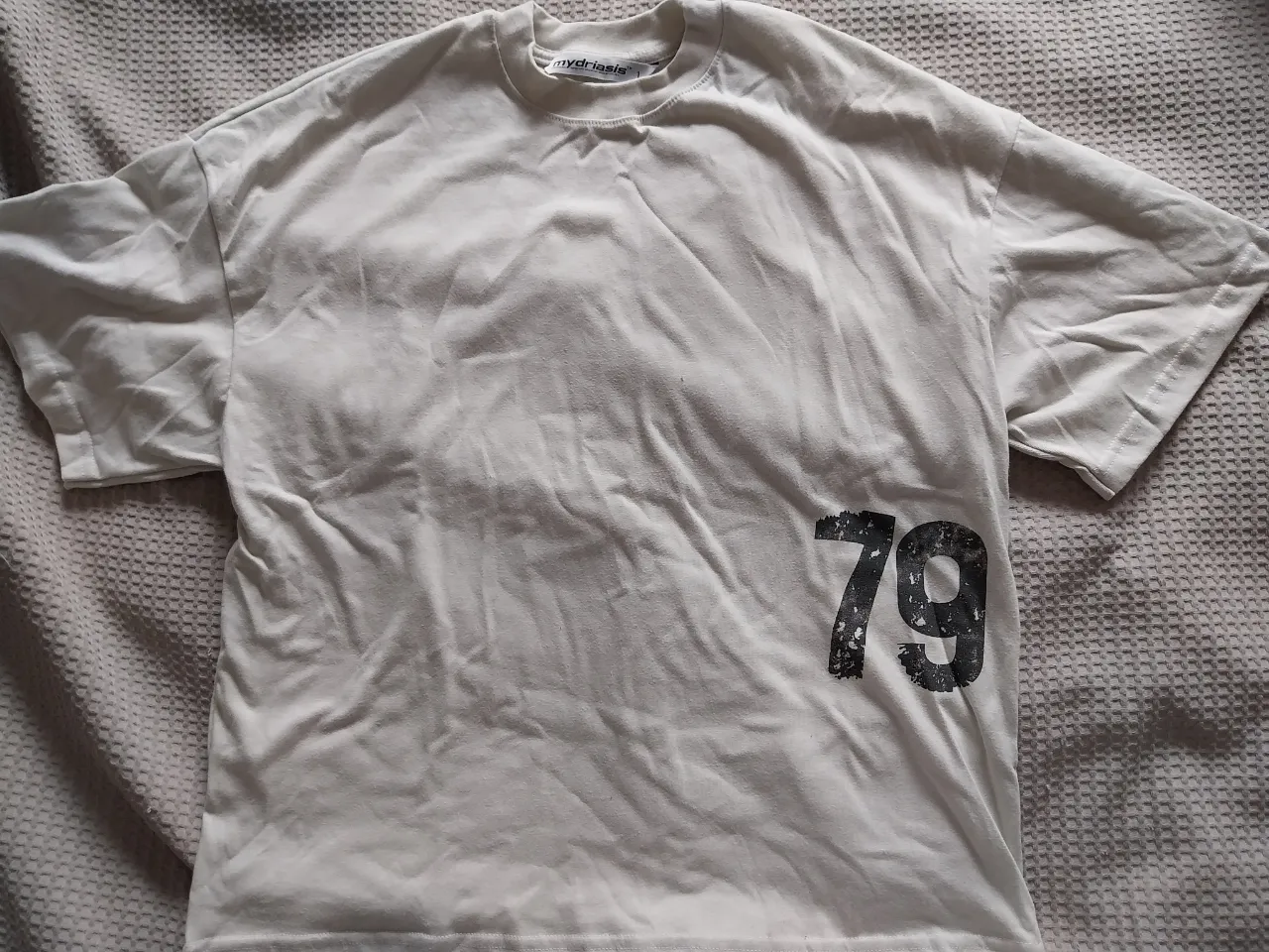 Remera Mydriasis - imagen 1