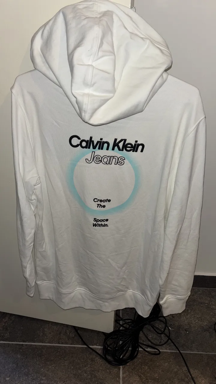 Buzo Calvin Klein miniatura 2