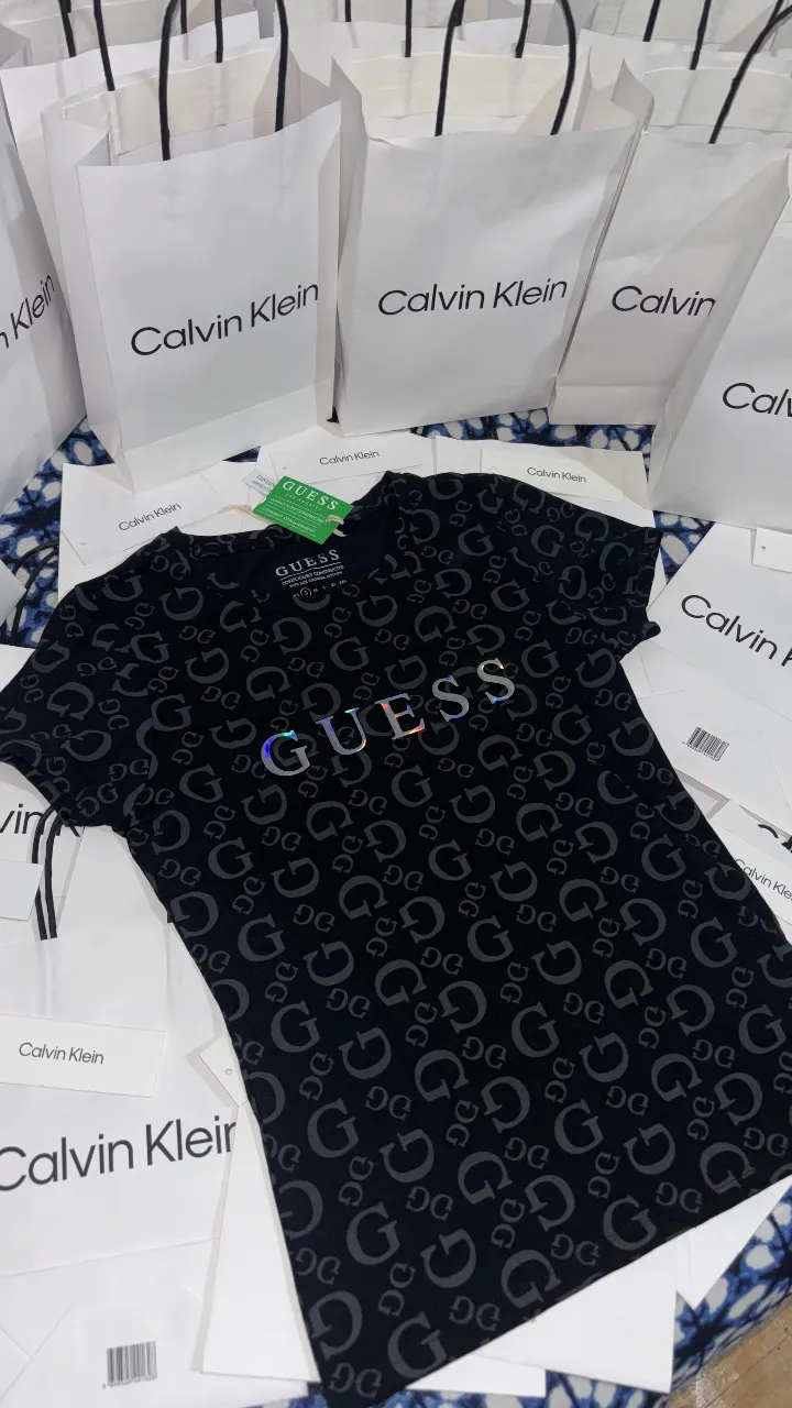 Remera GUESS - imagen 2