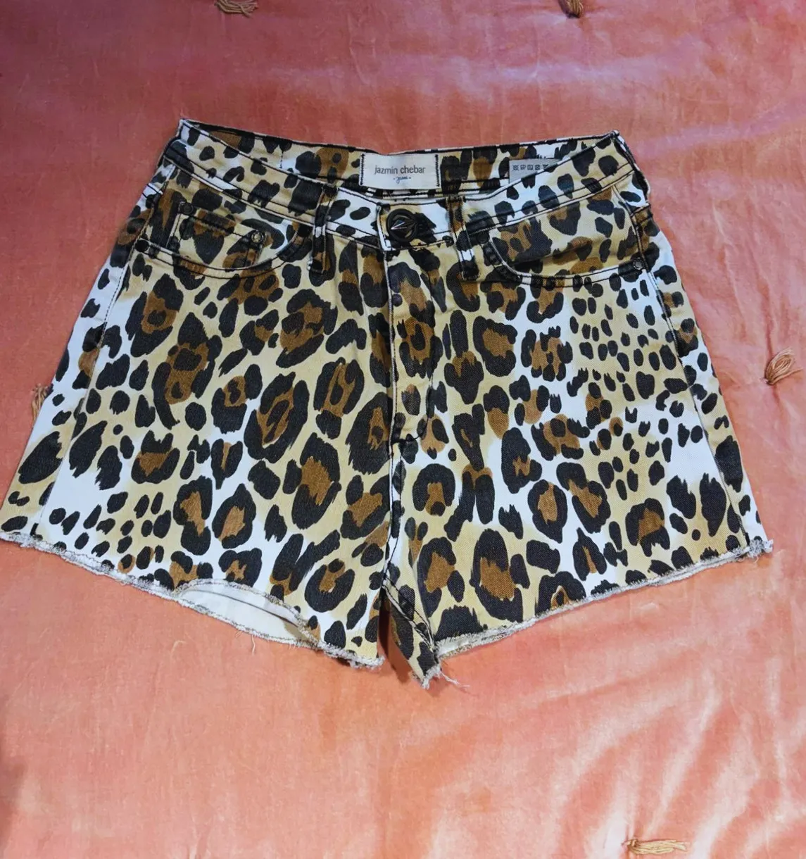 Short Jazmín Chebar - Vista 3