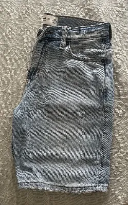 Abercrombie & Fitch