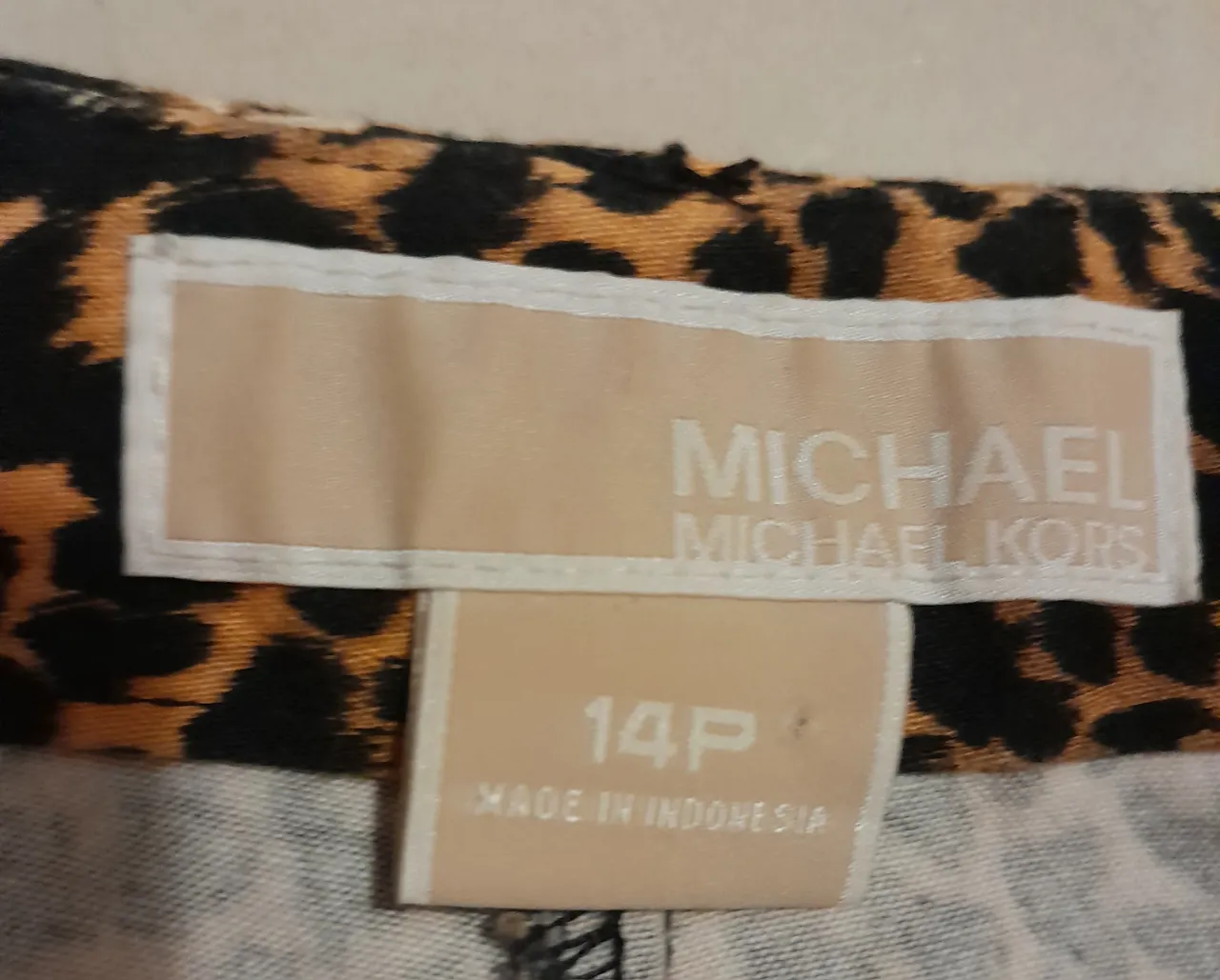 Short Michael Kors - imagen 2