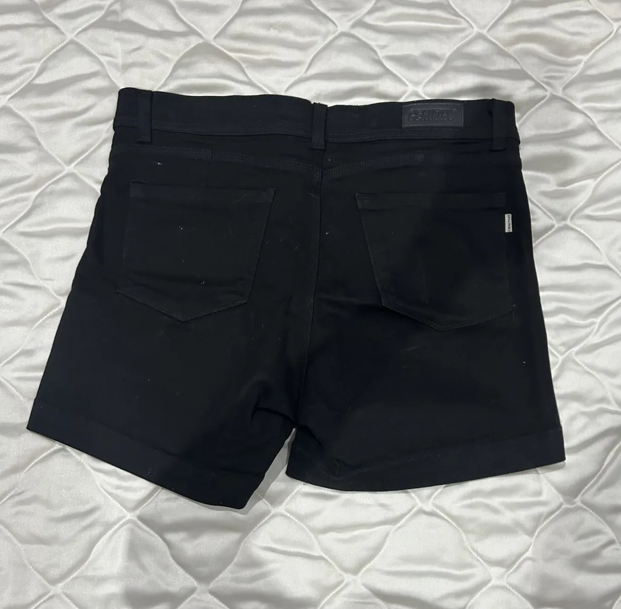 Short Sin marca conocida - imagen 2