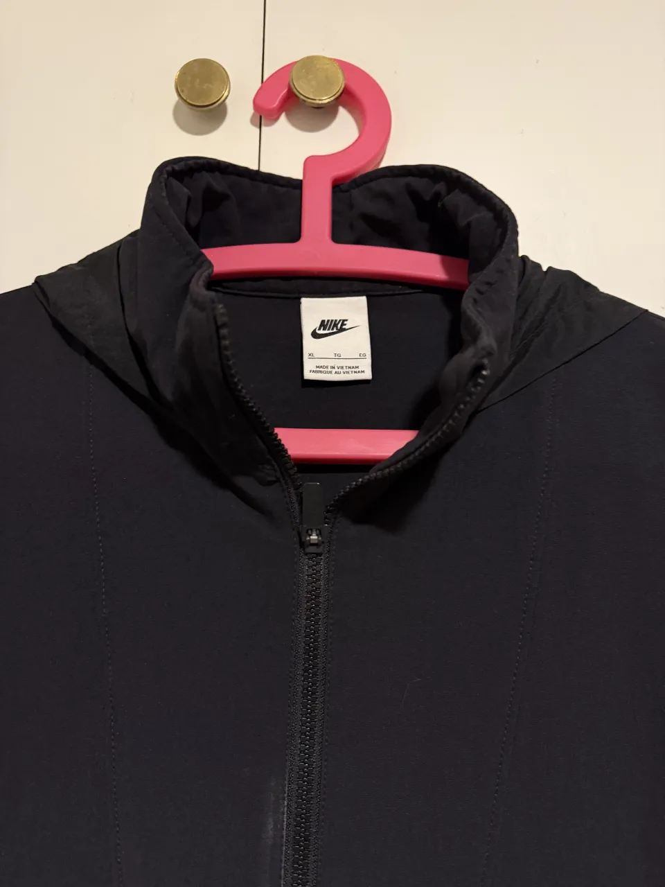 Campera Nike - Vista 2