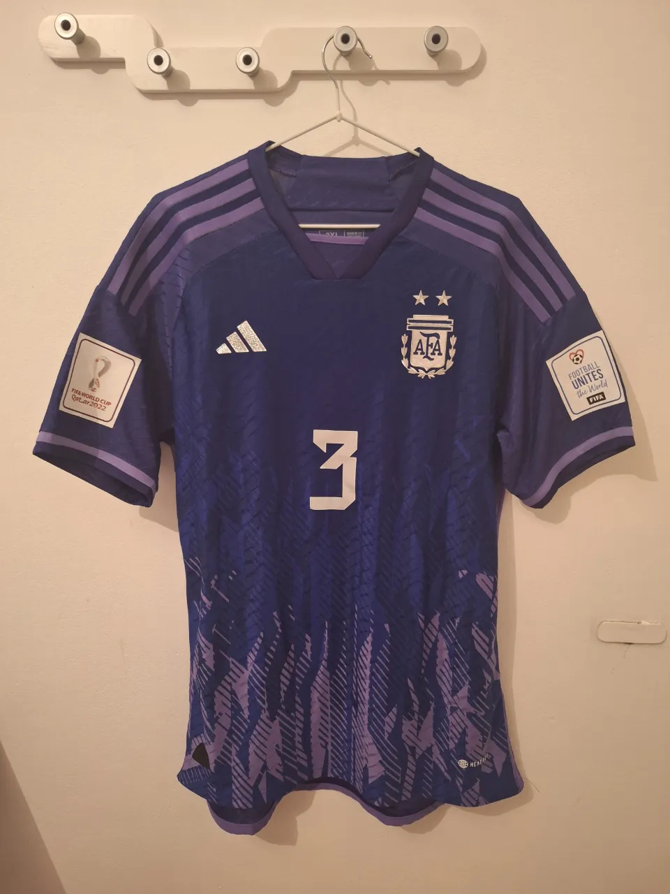 Camiseta adidas - imagen 1