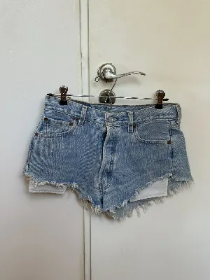 Levi's