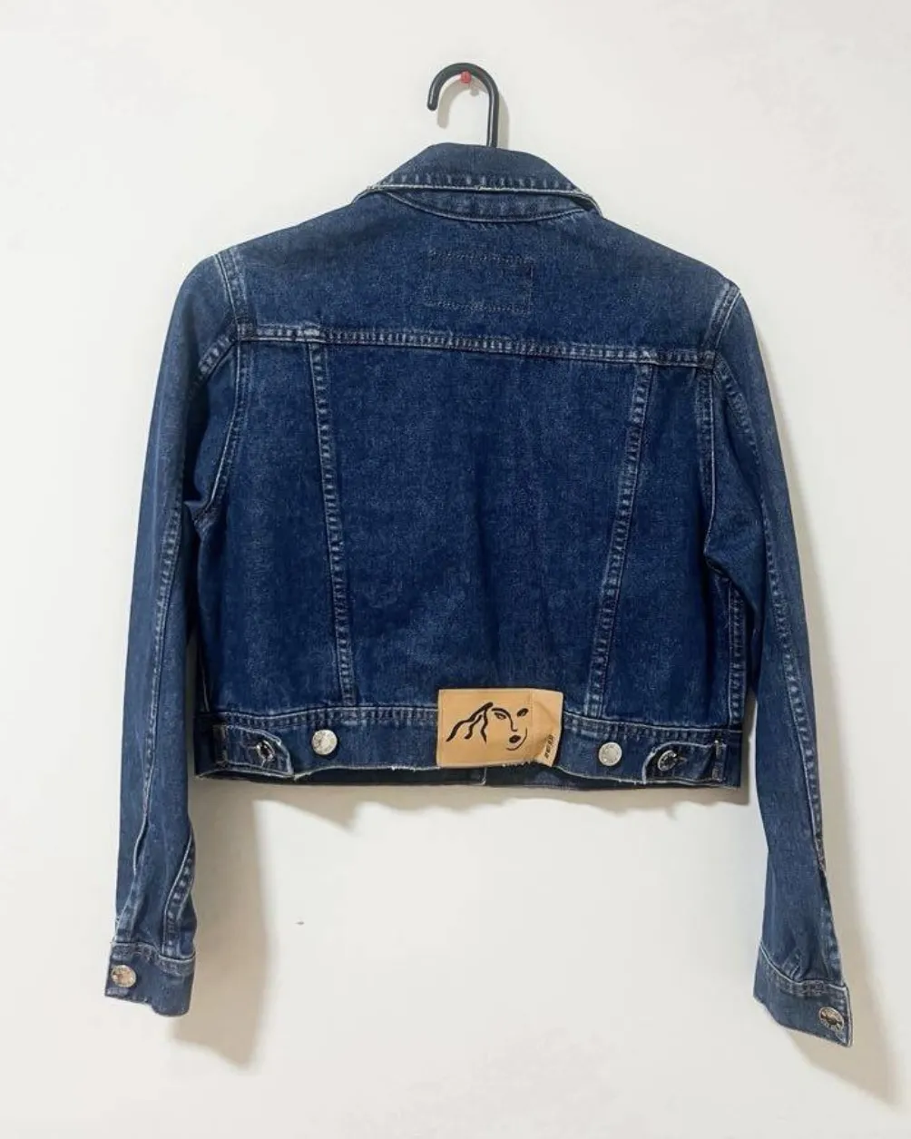 Campera Ay Not Dead - imagen 4