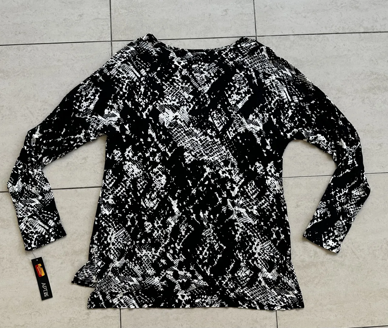 Remera Apt.9 - imagen 3