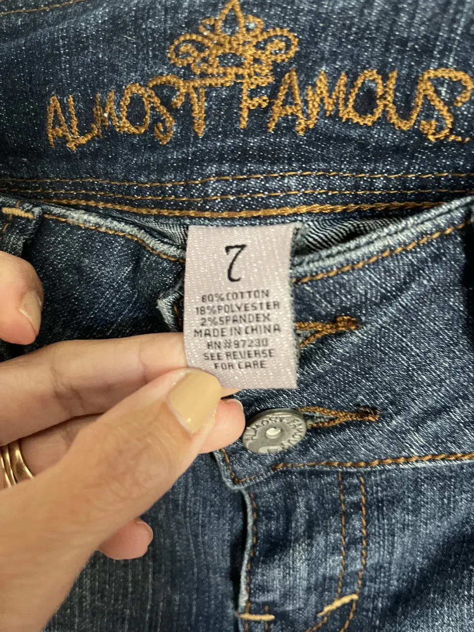 Jean ALMOST FAMOUS - imagen 2