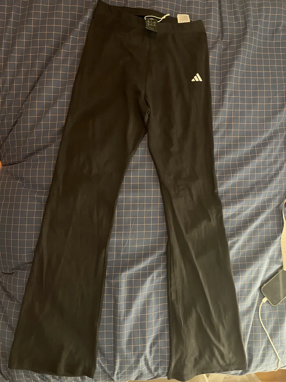 Pantalón adidas