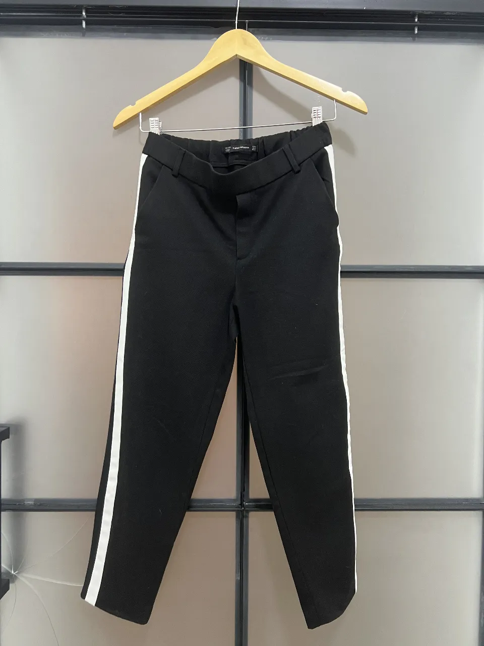 Pantalón Zara