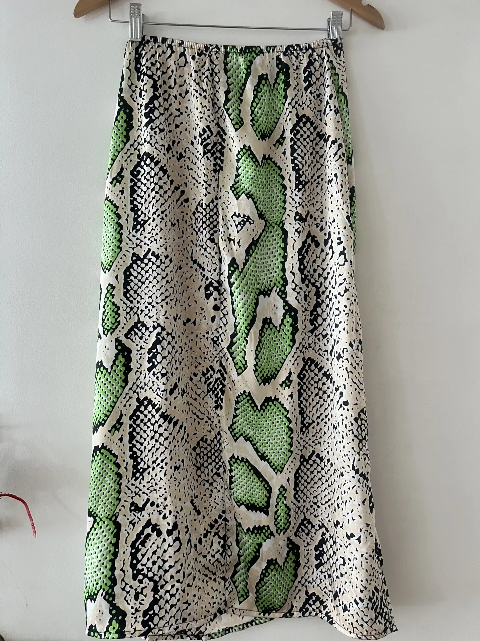 Pollera Mirona - imagen 1