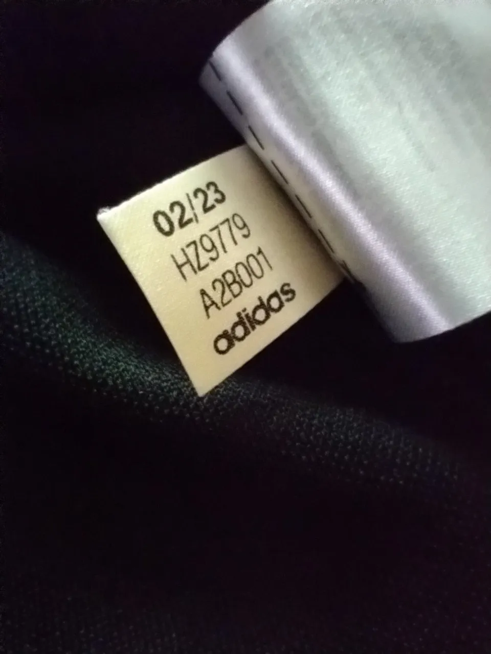 Ropa deportiva adidas miniatura 8