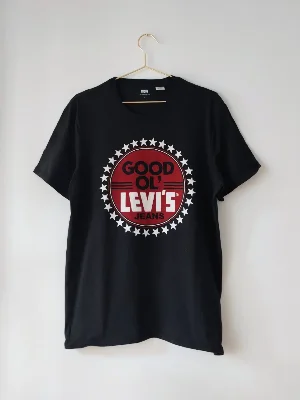 Levi's