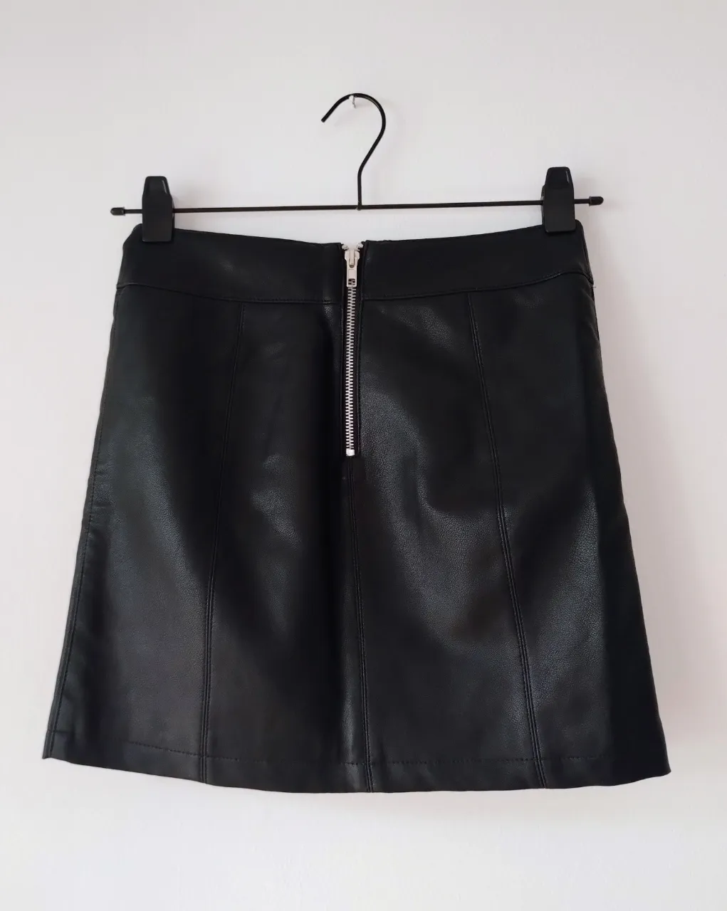 Minifalda Forever 21 - Vista 2