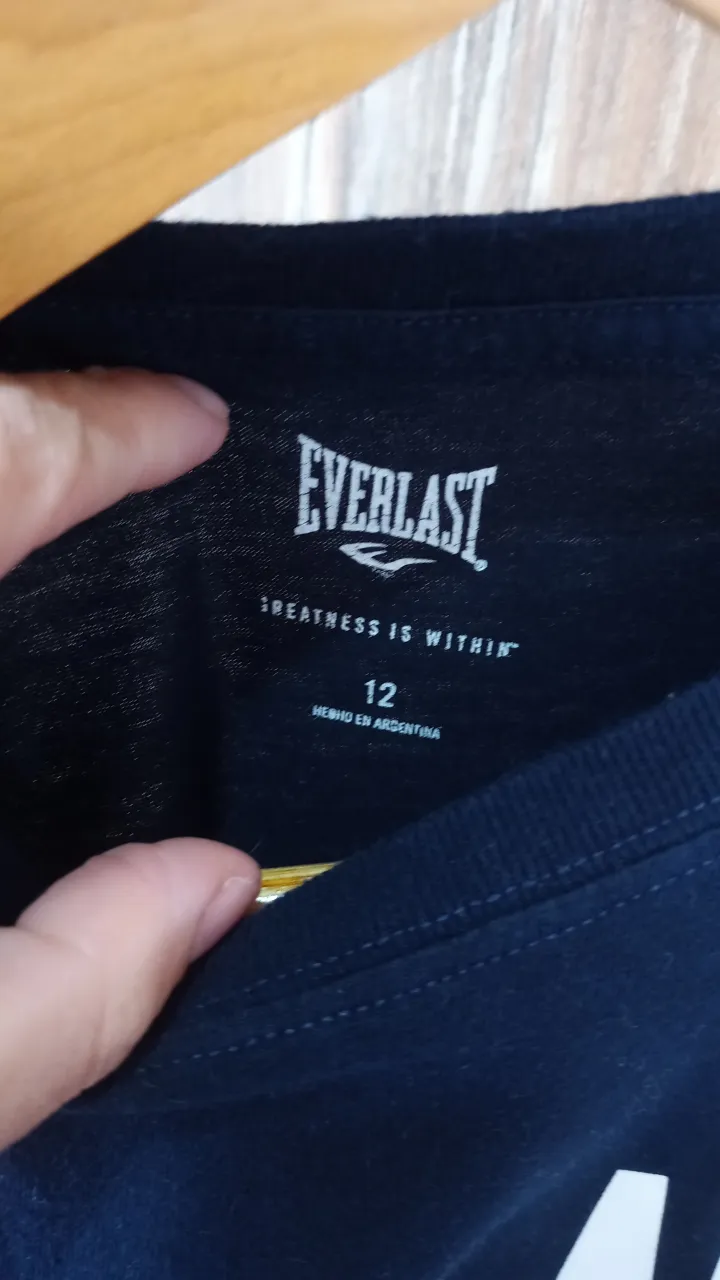 Remera Everlast - Vista 3