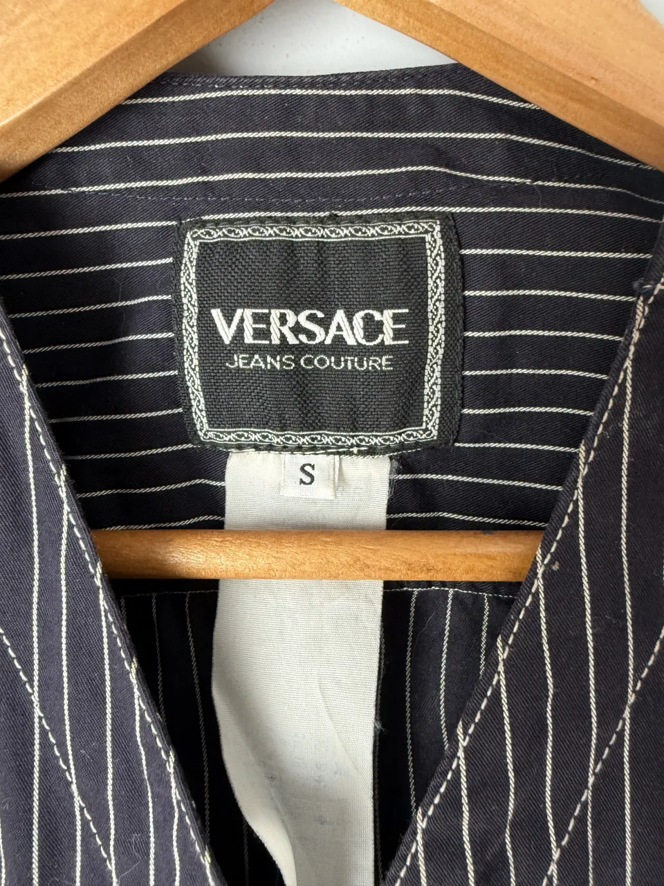 Chaleco Versace Jeans Couture - imagen 3