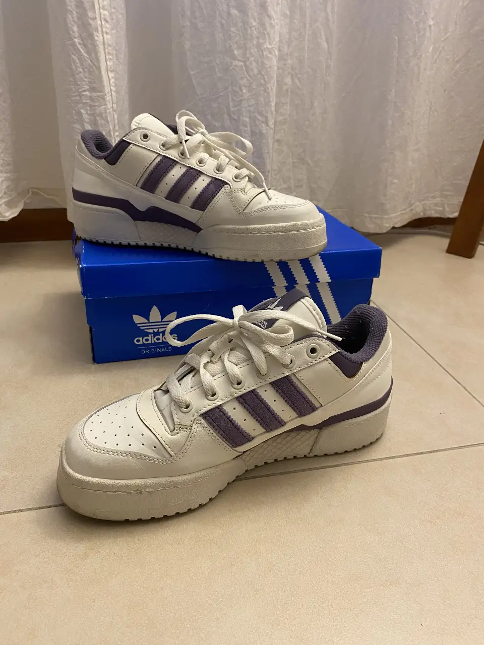 Zapatillas adidas - imagen 1