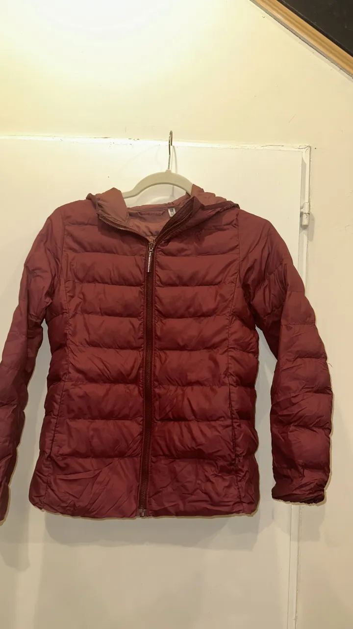 Campera de plumas Uniqlo - imagen 1