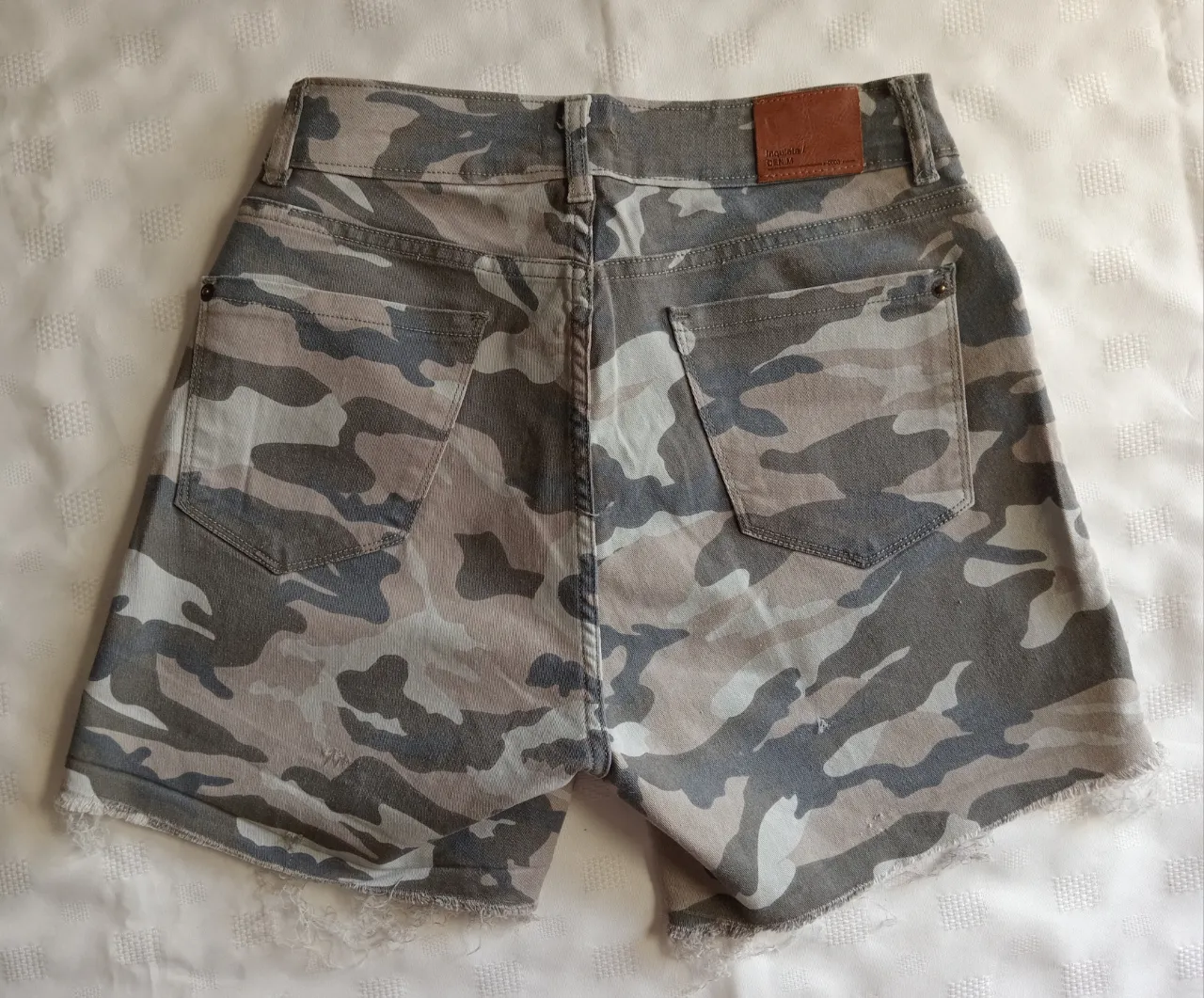 Short Inquieta - imagen 2