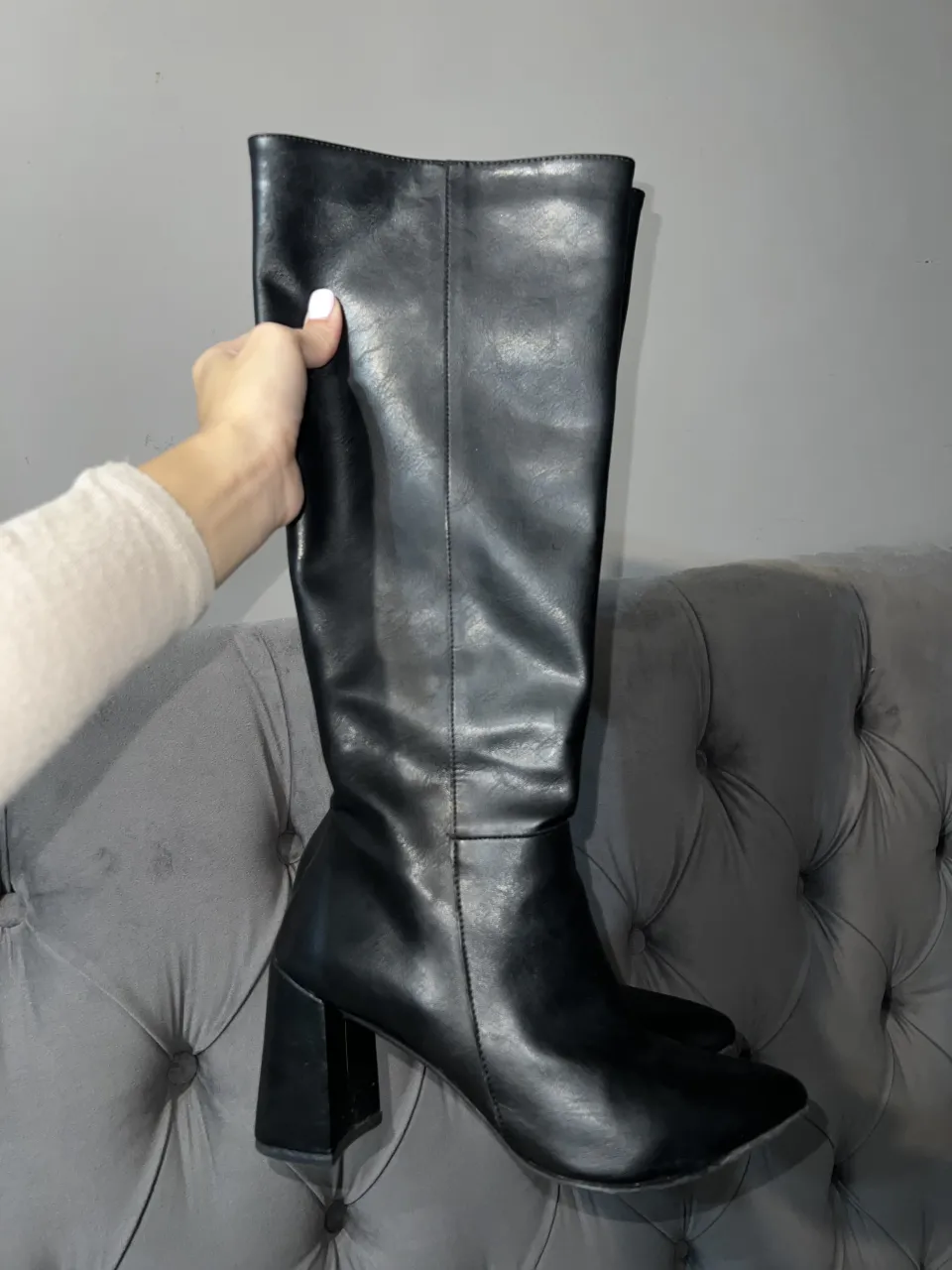 Botas A ≠ - Vista 3