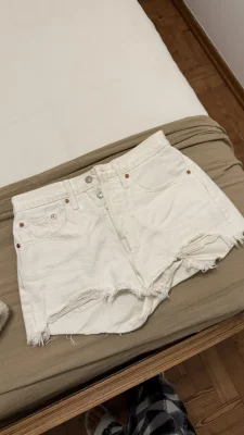 Levi's